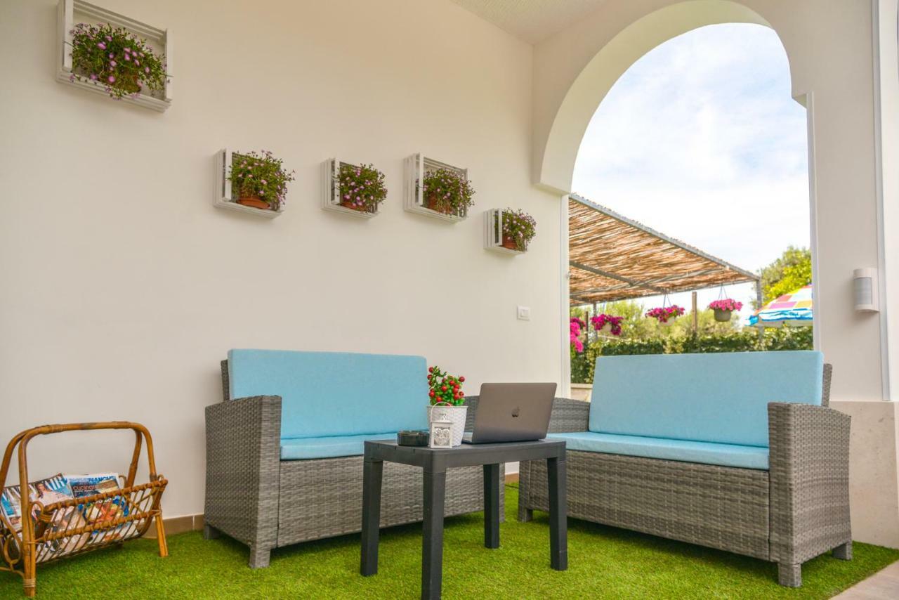 Villa Milla Monacizzo Eksteriør billede